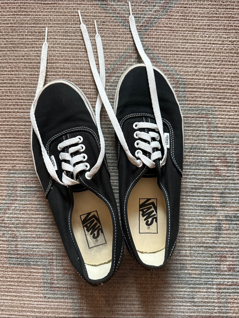 Vans Authentics